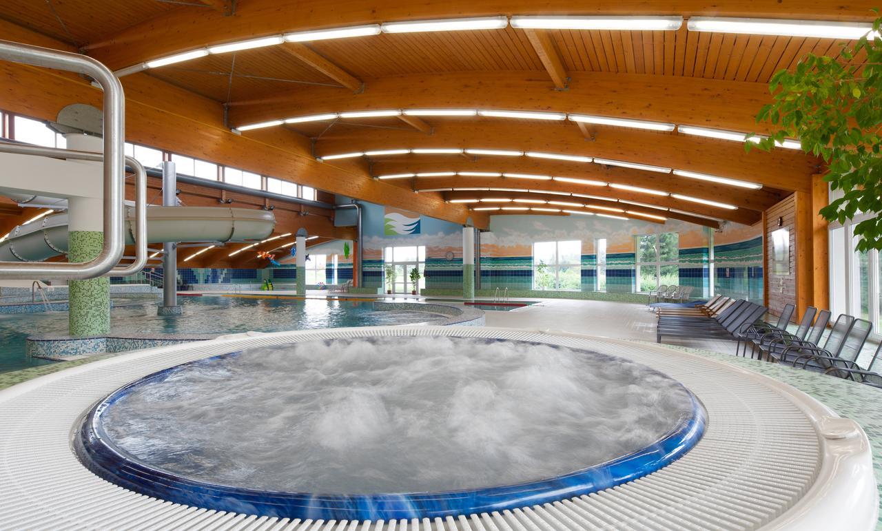 Lipno Wellness - Frymburk Hotel Private Family Room Exterior photo